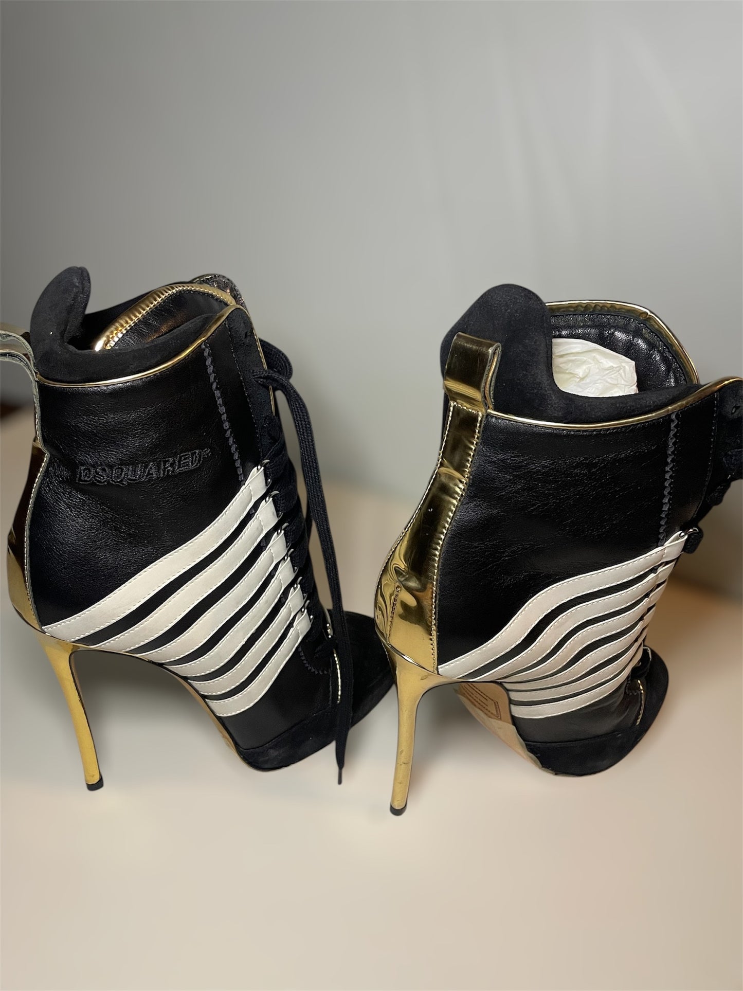 Vintage Dsquared2 Leather Sneaker Heels